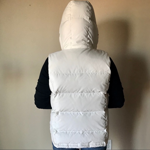 J Crew Puffer Vest (M) - Picture 6 of 8